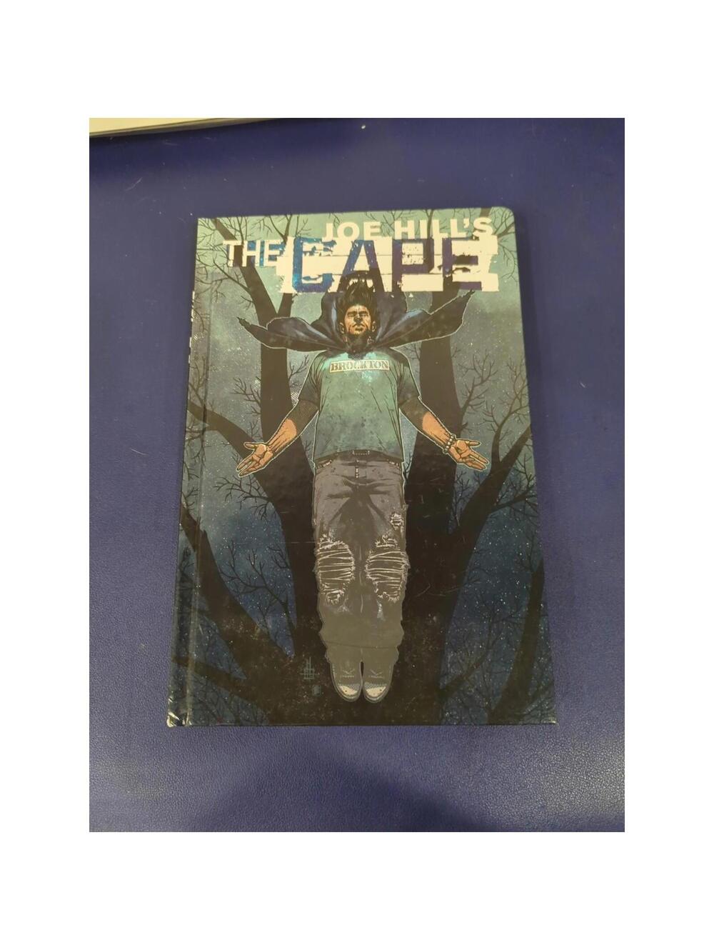 The Cape #1 (IDW, 2011) - SIGNED by Zach Howard!